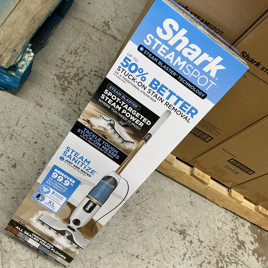 SHARK STEAMSPOT/ STEAM MOP