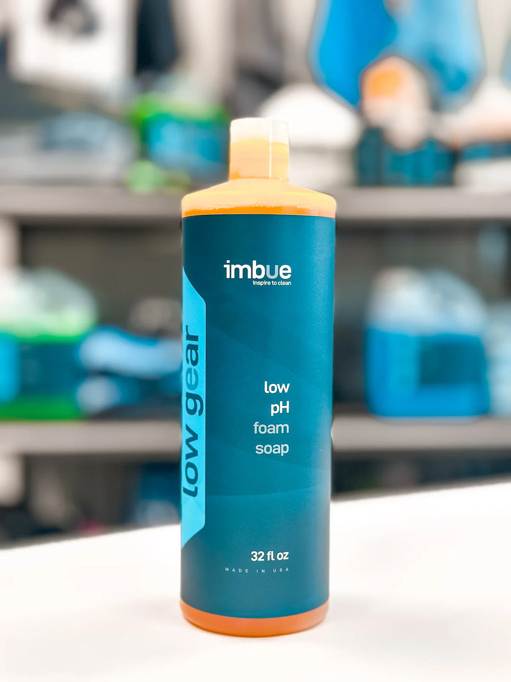 Ibume- Low Gear Low pH Foaming Wash 32oz