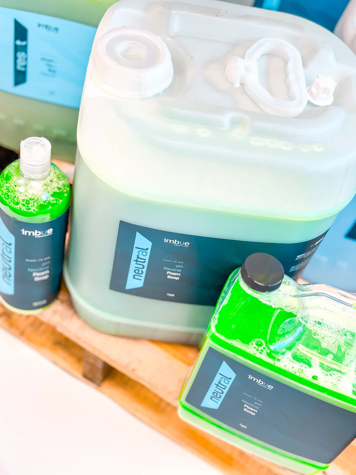 Neutral pH-Neutral Car Wash Foam Soap- imbune (1gal)